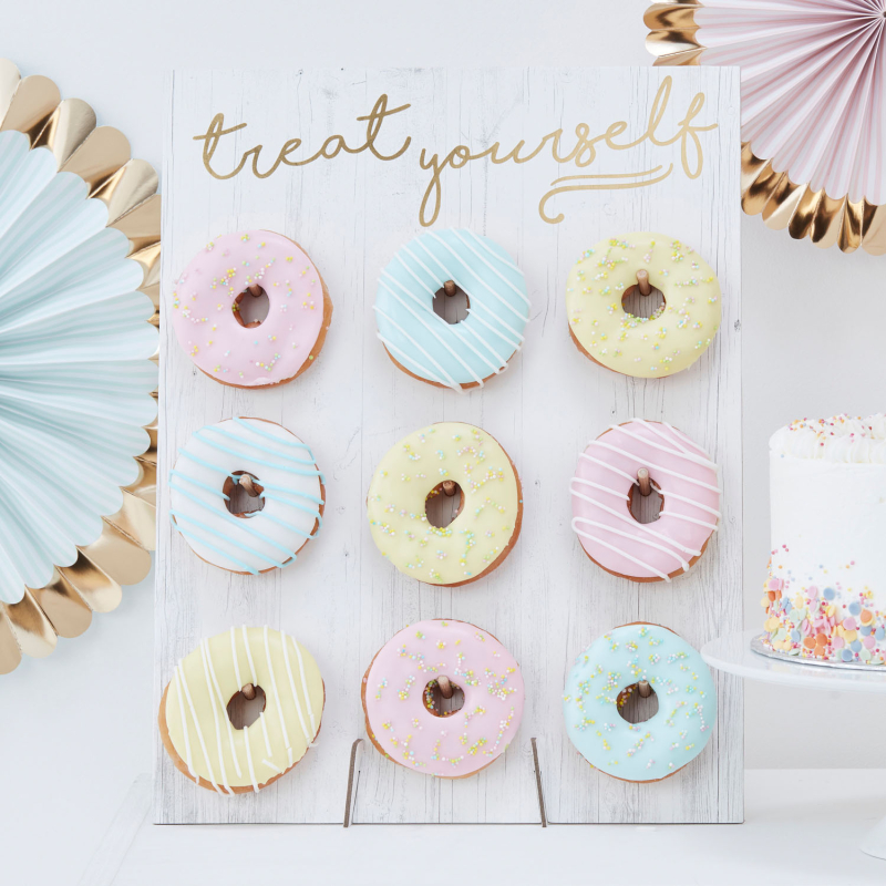 Donut Treat & Drinking Stands