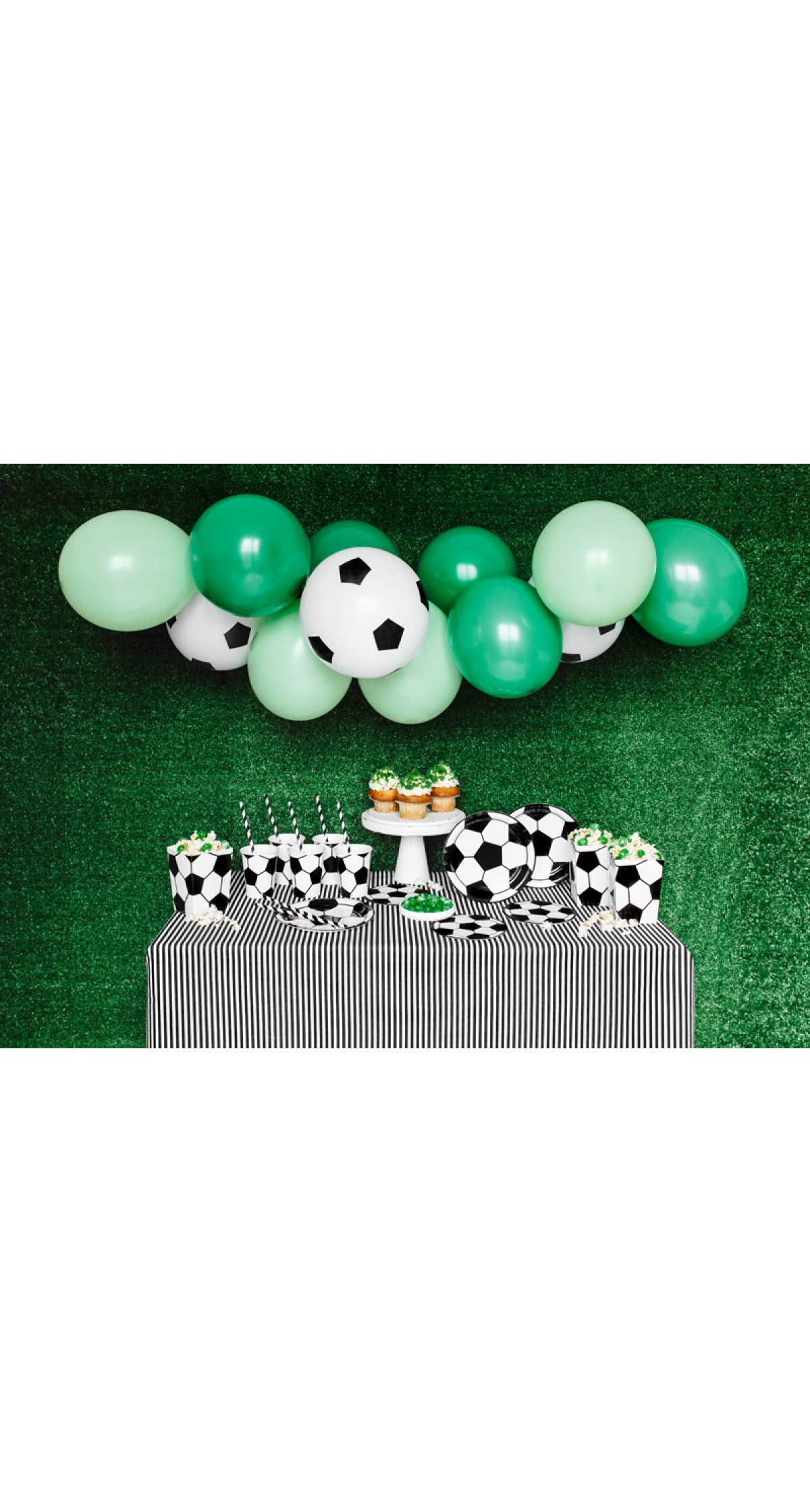 Football Round Paper Plates 18cm (1pkt / 6pc)