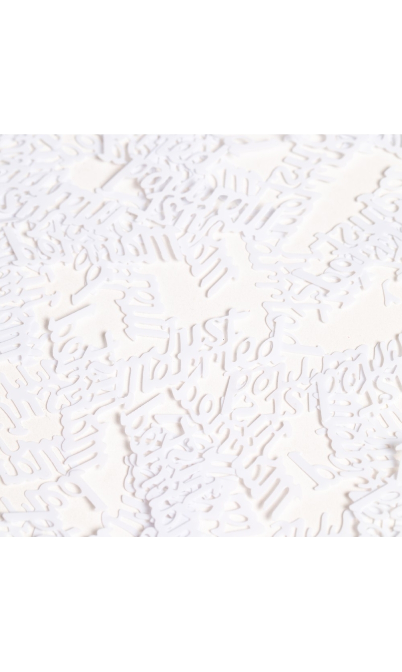 Table Confetti White Text Just Married - 14g