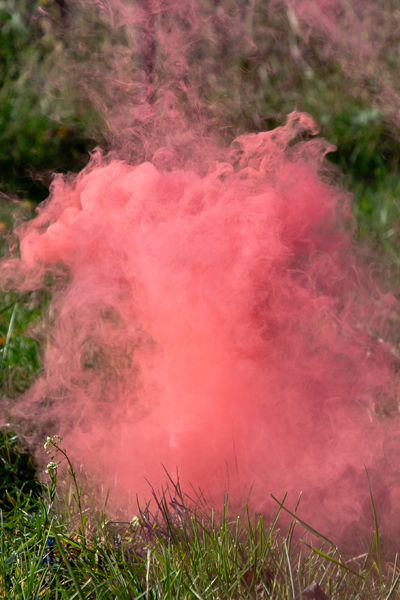 Color Smoke Bomb It's A Girl 22.5cm Pink - 5pk - Image 6
